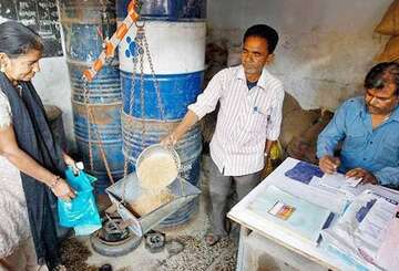 Verteilungsstelle für Grundnahrungsmittel in Indien.