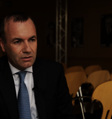 Spitzenkandidat der Europawahl, Manfred Weber, im Interview.