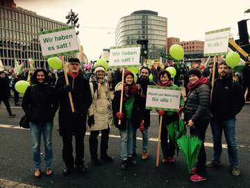 Recht auf Nahrung Demo 2016 Welthungerhilfe-Mitarbeiter bei der Demo