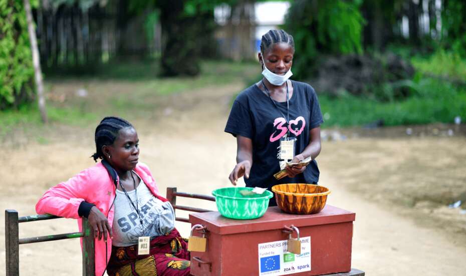 2022_Liberia_Kreditgruppen_Naomi-_-Precious-Kaysaynee_Welthungerhilfe.jpg